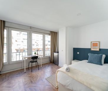 Paseo de la Castellana, Madrid, Community of Madrid 28046 - Photo 2