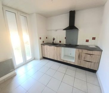 MIRAMAS CENTRE-VILLE APPARTEMENT T1, - Photo 4