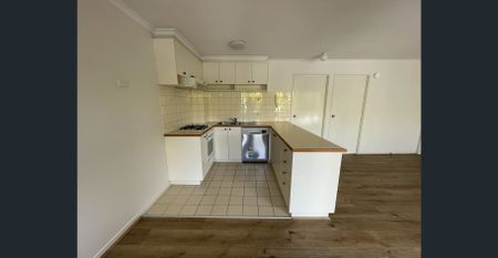 Dandenong Delight - 1st Floor Apartment - Photo 4