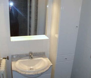 Location Appartement 3 pièces 51m² - Photo 3