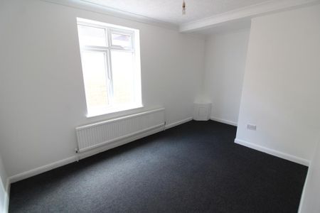 3 bedroom bungalow to rent - Photo 3