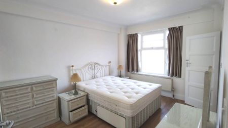 2 bed flat to rent - Photo 5