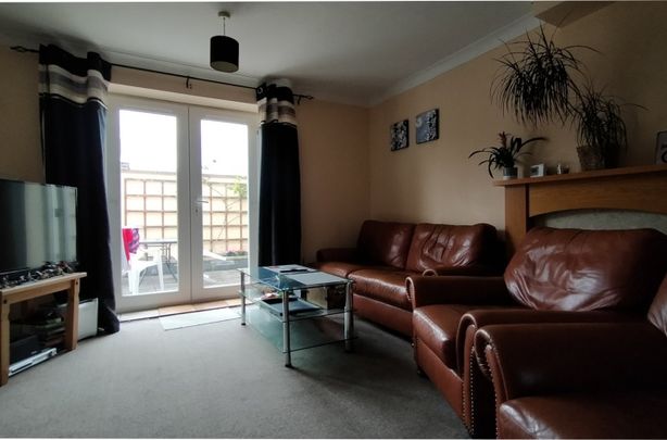 Room in a Shared House, Swiss Road, BS3 - Photo 1