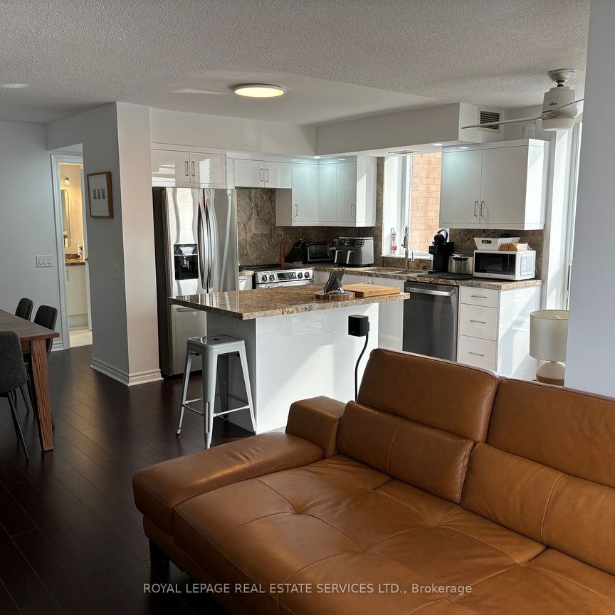 For Lease - 5229 Dundas Street West Street Unit# 1210, Toronto, Ontario - Photo 1