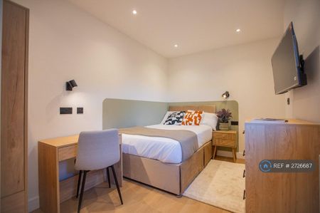 1 bedroom in a house share to rent - Photo 5