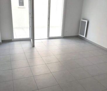 T2 AVEC TERRASSE + PKG COUVERT - Photo 5