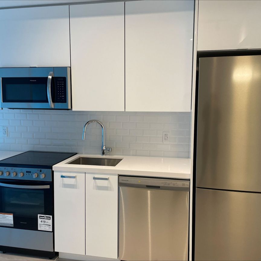 For Lease - 284 King Street Unit# 901, Toronto, Ontario - Photo 1