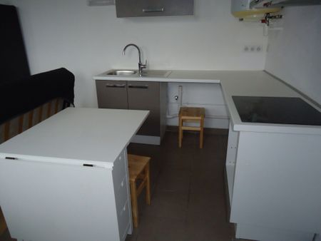 Location Appartement 1 pièce 25m² NEVERS 58000 - Photo 4
