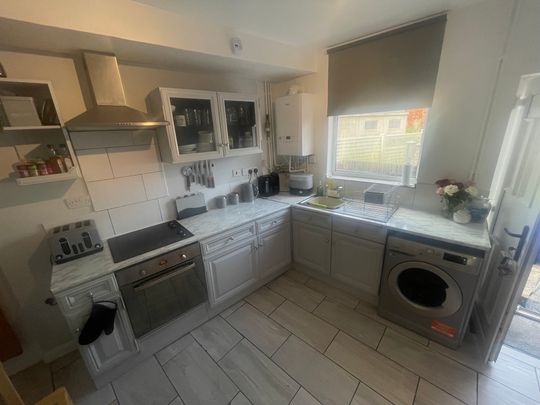 2 bedroom house to rent Cotmanhay Road, DE7 - Photo 1