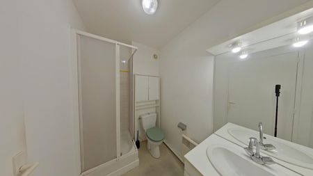 Location Appartement 1 pièce 24m² POITIERS 86000 - Photo 4