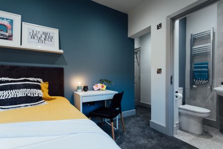 Room 11 16 Station Road, Hinckley - Photo 5