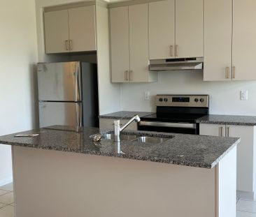 For Lease - 47 Bayardo Drive, Oshawa, Ontario - Photo 1