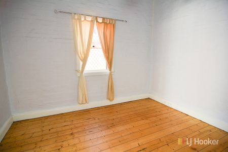 Spacious 3 bedroom family home - Photo 2