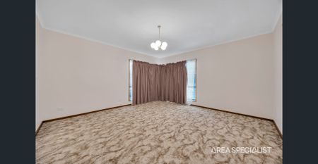 Charming Home on Spacious Block in Werribee! - Photo 4