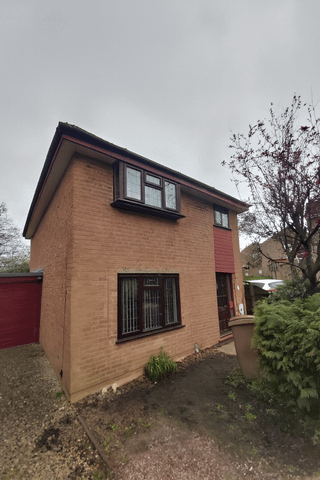 4 bedroom detached house to rent - Photo 3