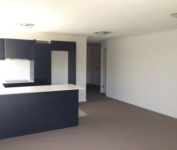 Spacious, Stylish & Secure – Your Ideal Home Awaits in Labrador! - Photo 1
