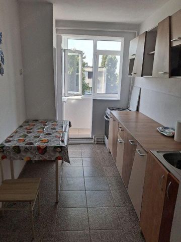 Închiriază Apartament 2 camere Micro 13 - Photo 4