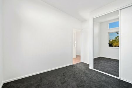 Light, Bright and Airy - Photo 5