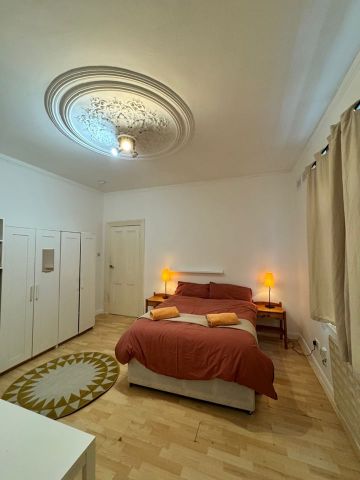 Studio Flat, Merton House, NW4 - Photo 2