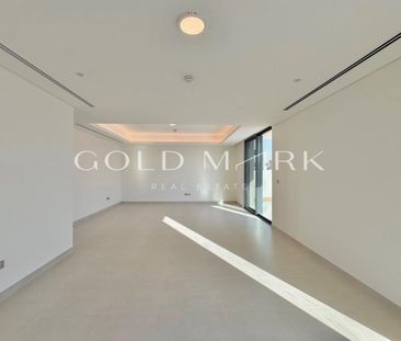 Single Row | Brand New Unit | Close To Pool - Photo 2