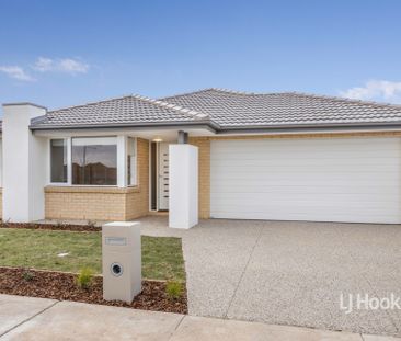 10 Granville Street, Manor Lakes VIC, Belconnen - Photo 4