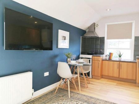 1 bedroom flat to rent - Photo 4