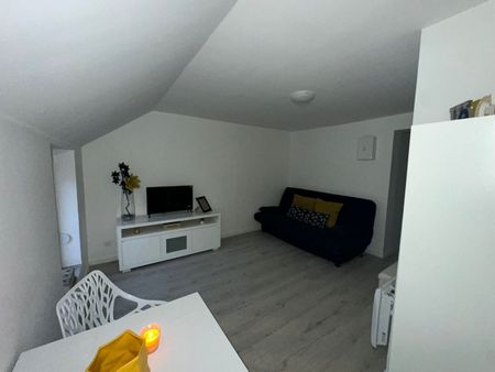 Location Appartement 1 pièce 22m² MAUBEUGE 59600 - Photo 3