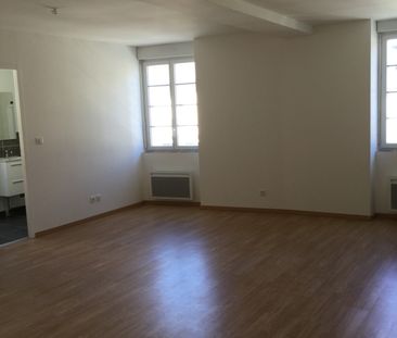 Location Appartement 2 pièces 49m² FOURCHAMBAULT 58600 - Photo 1