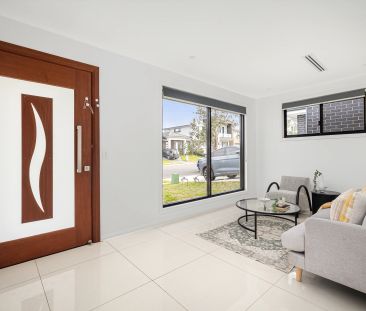 Modern Family Home in the Heart of Box Hill - Photo 2