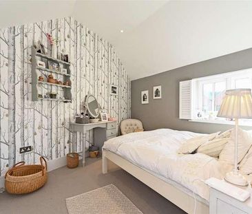 Brewery Hill, Arundel, BN18 - Photo 1