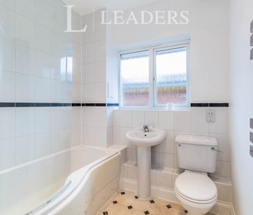 2 bedroom apartment to rent Terrace Road, Walton-on-Thames, KT12 - Photo 6