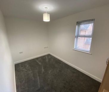 3 bedroom flat to rent - Photo 5