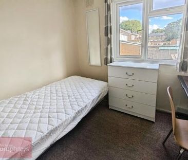 Aldykes, Hatfield, AL10 - Photo 4