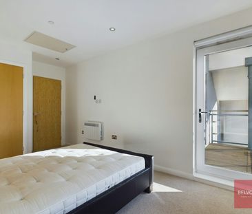 Duplex to rent on - Photo 2