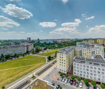 Světlé 1+kk s výhledem do zeleně - Fotografie 6