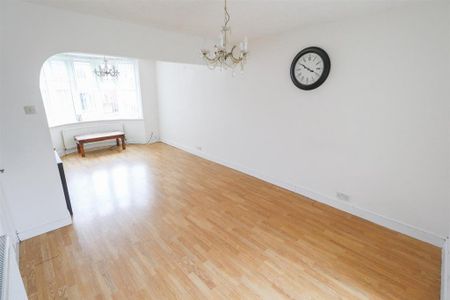 3 bedroom terraced house to rent - Photo 3