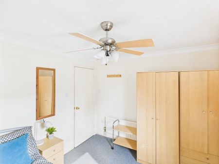 3 bedroom terraced house to rent - Photo 5