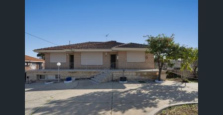 203 Carrington Street, Beaconsfield, WA 6162 - Photo 4