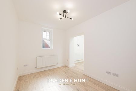 118 High Street, Ongar - Photo 2