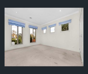 10 Thiele Street, Doncaster, Vic 3108 - Photo 5