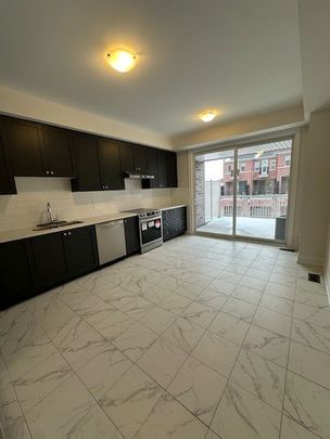 For Lease - 2928 Whites Road, Pickering, Ontario - Photo 1