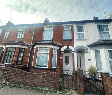 3 bedroom terraced house to rent - Photo 1