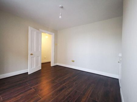 6 bedroom terraced house to rent - Photo 4