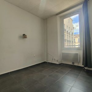 A Louer Appartement Marseille 13006 Castellane petit studio en étage 15m2 - Photo 3