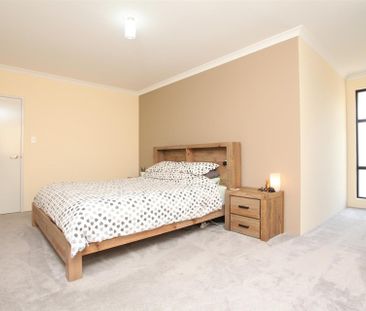 Beautifully Presented inside & Out! - Photo 5