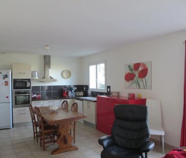 Location Maison 4 pièces 90m² NARBONNE 11100 - Photo 6