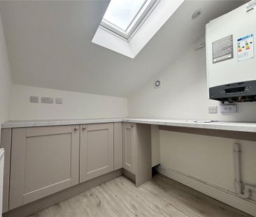 3 bedroom end of terrace house to rent - Photo 5