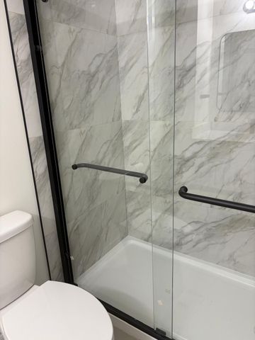 For Lease - 968 Summerbreeze Court, Mississauga, Ontario - Photo 2