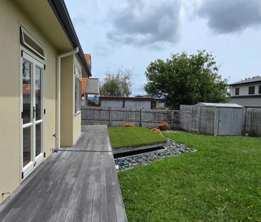 Blockhouse Bay, 102a Terry Street - Photo 6