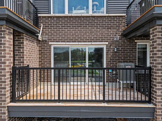 For Lease - 215 Eldorado Private Unit# A, Kanata, Ontario - Photo 1